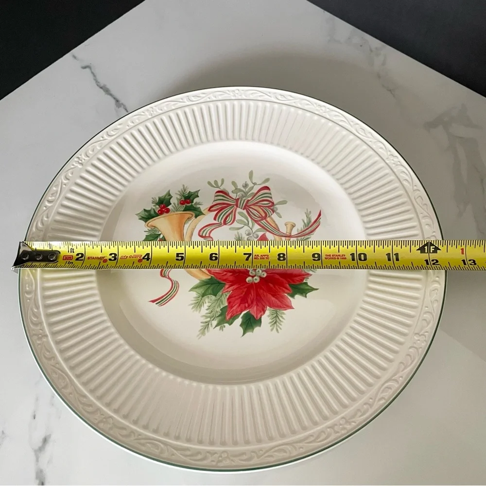 Italian Holiday Chop Plate / Platter by Mikasa